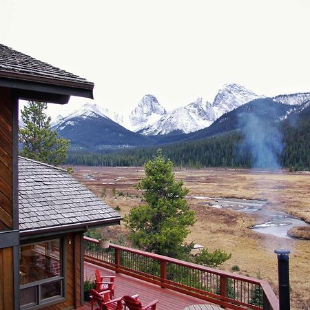 Mount Engadine Lodge Kananaskis Exterior foto